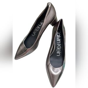 Calvin Klein Women's Metallic Pumps Size 7 US